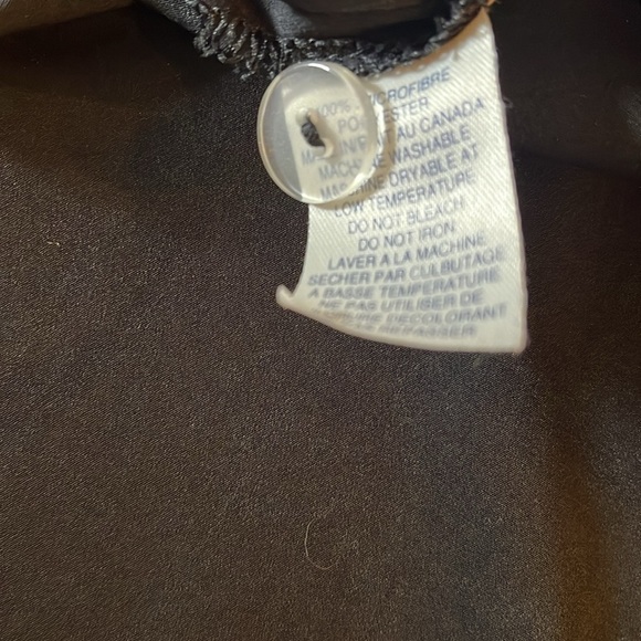 Tilley Endurables XL Vintage travel wear in black microfiber jacket/skirt set - Picture 5 of 15